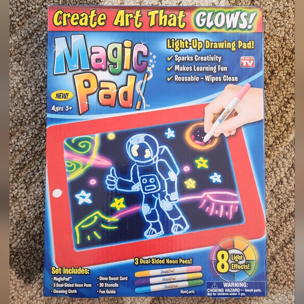 Light-Up Drawing Pad - Red